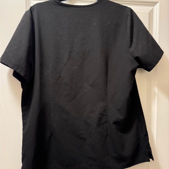 Black Casma Three-Pocket Scrub Top Large - Picture 2 of 3